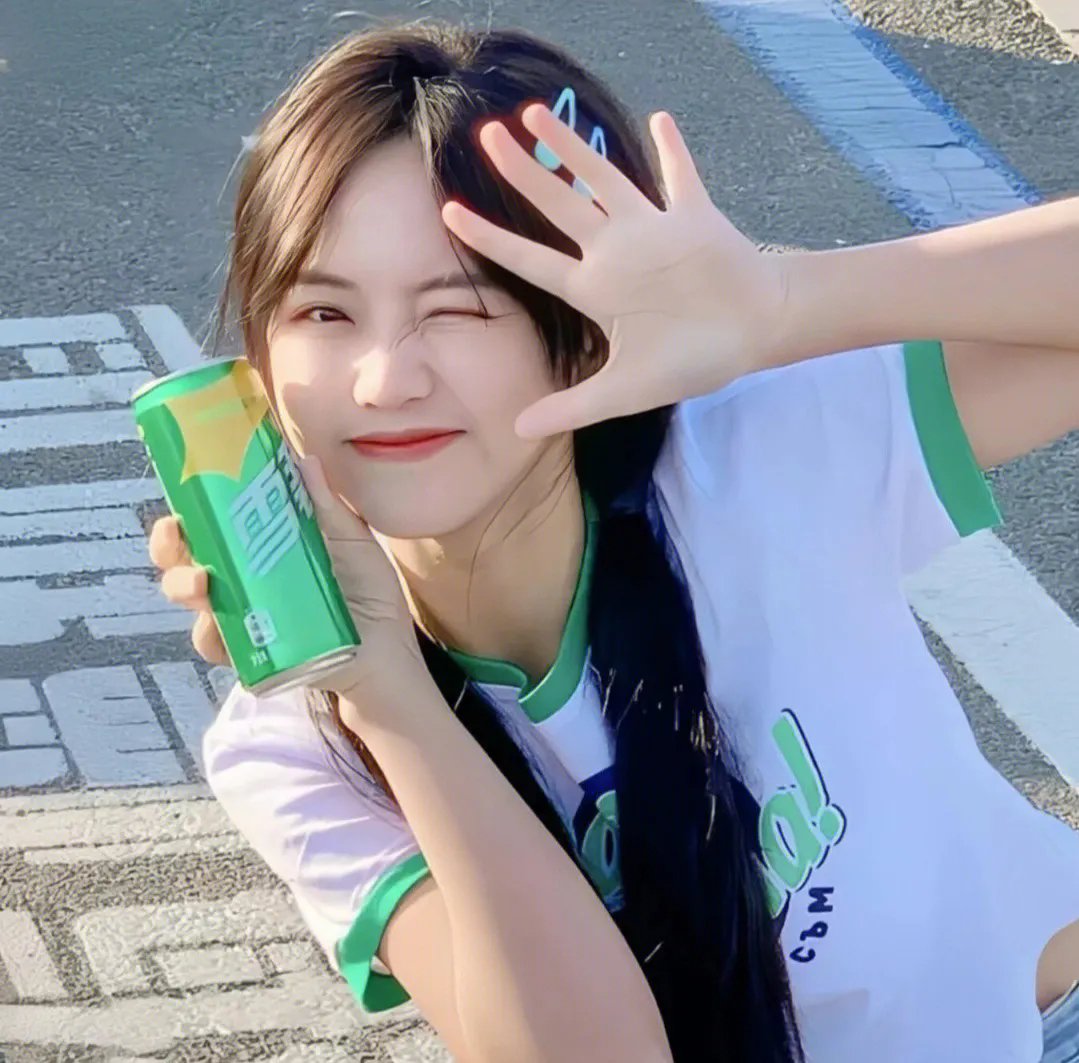 屏保里的女人是谁